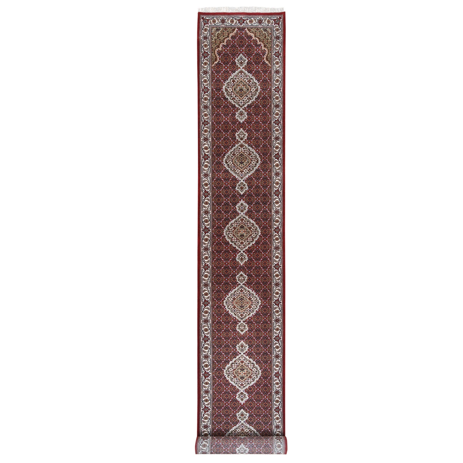 Traditional Rugs LUV562590